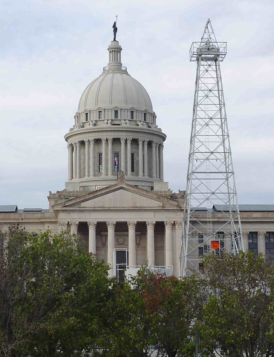 Republicans Retain Control of Legislature